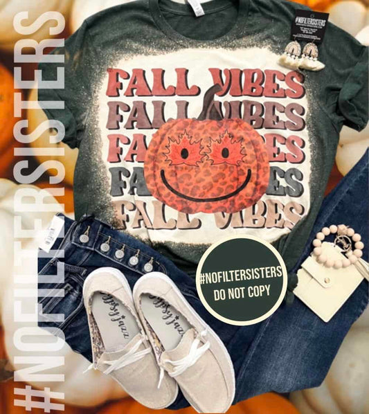 Discover the autumn charm with our 'Fall Vibes Tee.' Crafted in a unisex fit, this tee guarantees a true-to-size experience