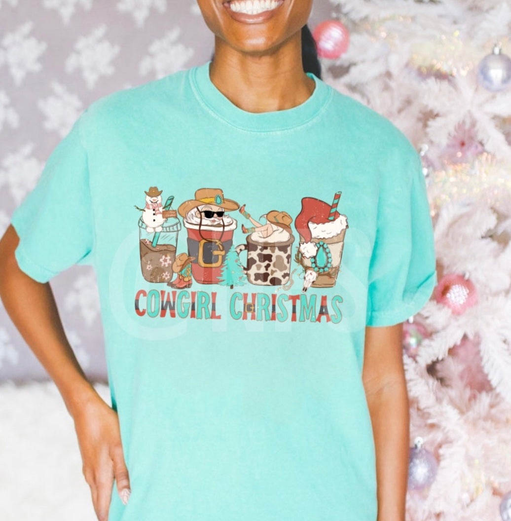 Christmas graphic Tee- Mint -Look cool, stay comfy, and dress to impress in this cozy top